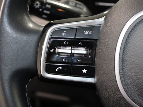 Used 2024 Kia Sorento S image 21