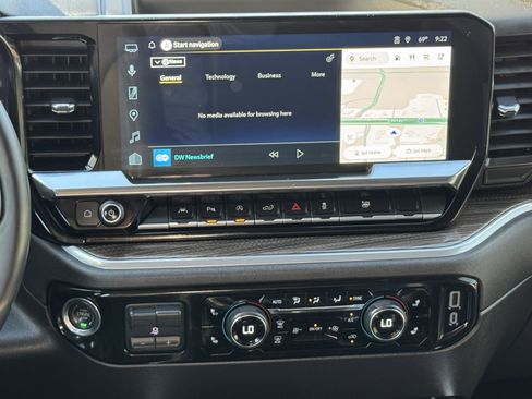 Used 2025 Chevrolet Silverado 1500 LT w/ Texas Edition Plus image 17