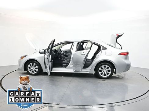 Used 2024 Toyota Corolla LE image 38