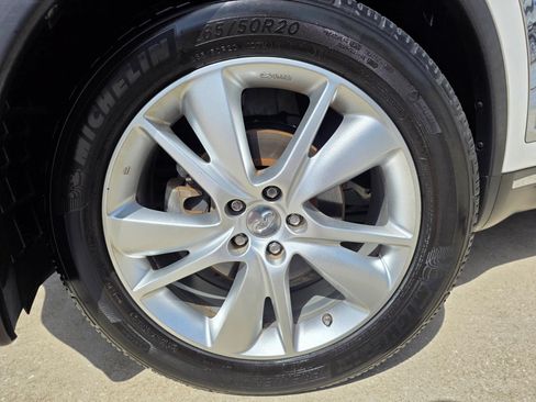 Used 2012 INFINITI FX35 2WD w/ Premium Pkg image 15