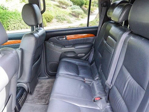 Used 2006 Lexus GX 470 image 24