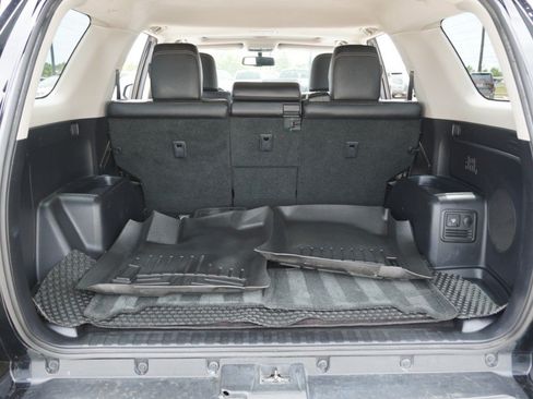 Used 2015 Toyota 4Runner Limited AWD/4WD image 34