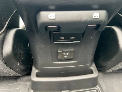 Used 2023 Jeep Wrangler Unlimited Rubicon 4xe w/ Cold Weather Group AWD/4WD image 24