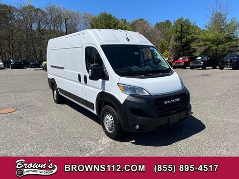 Used 2025 RAM ProMaster 2500 w/ Convenience Group FWD image 1