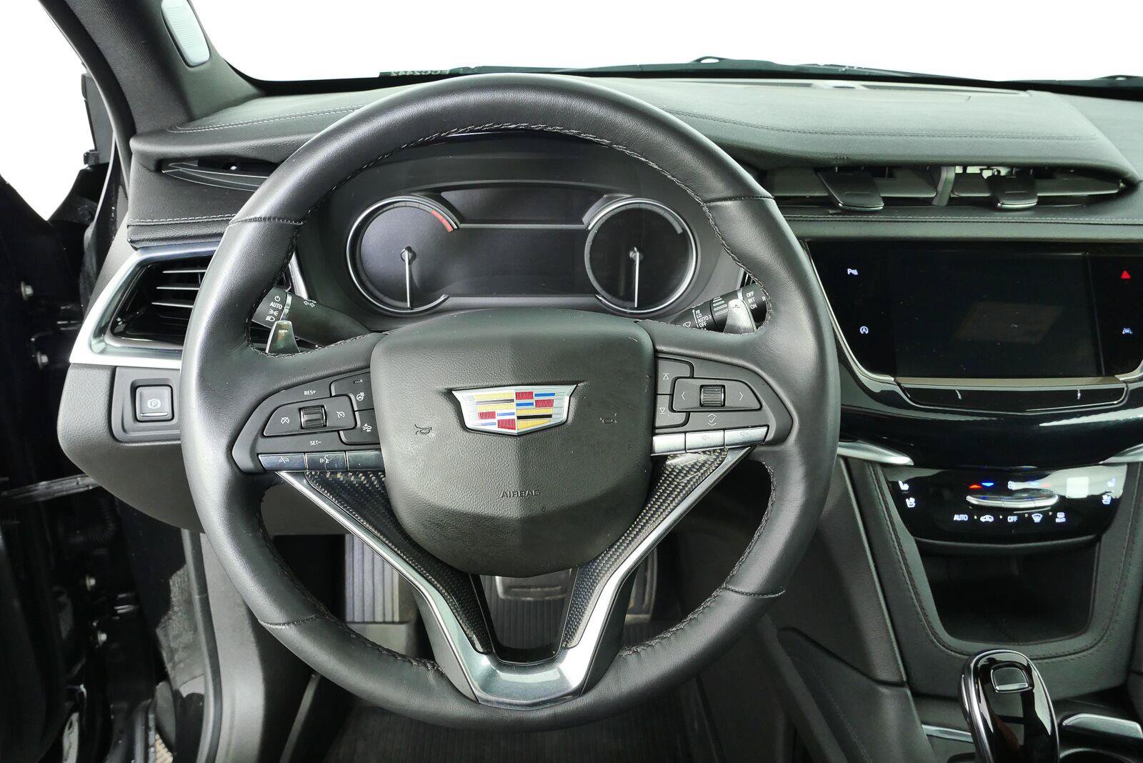 Used 2025 Cadillac XT6 Sport AWD/4WD image 10