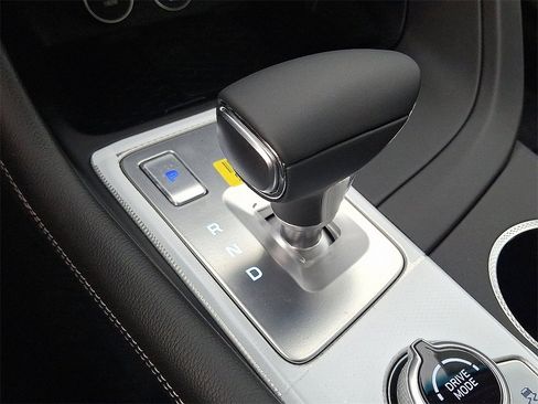 New 2026 Genesis G70 2.5T Prestige image 12