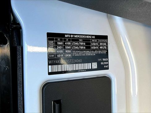 New 2025 Mercedes-Benz Sprinter 2500 image 12