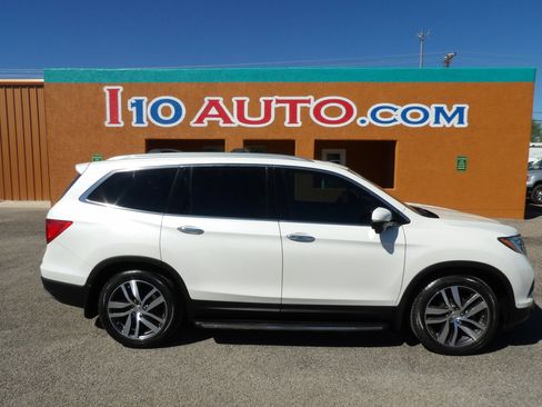 Used 2016 Honda Pilot Touring image 1