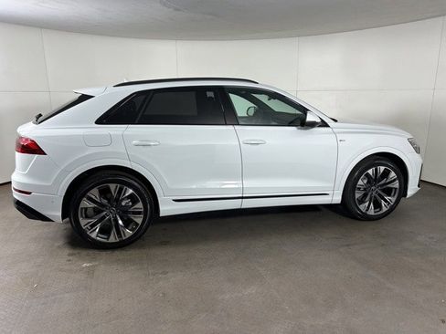 New 2026 Audi Q8 Premium Plus image 8