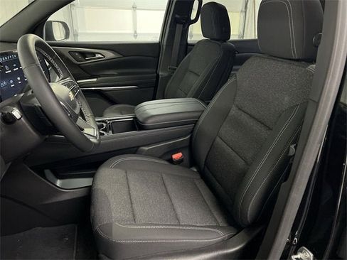 New 2025 Chevrolet Traverse LT w/ Sun and Wheel Package image 20