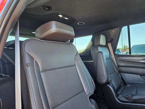 Used 2023 GMC Yukon Denali AWD/4WD image 13