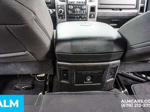 Used 2024 RAM 1500 Warlock AWD/4WD image 31
