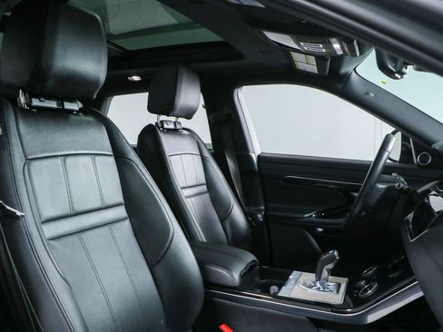 Used 2023 Land Rover Range Rover Evoque S image 29