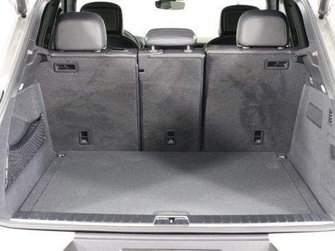 New 2026 Porsche Cayenne S image 19