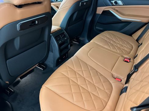 New 2026 BMW X5 sDrive40i image 21