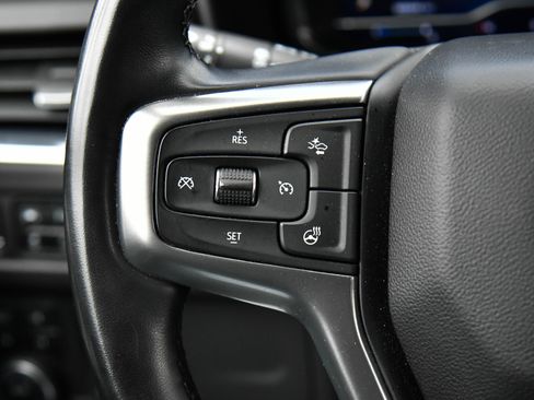 Used 2023 Chevrolet Suburban Premier AWD/4WD image 33