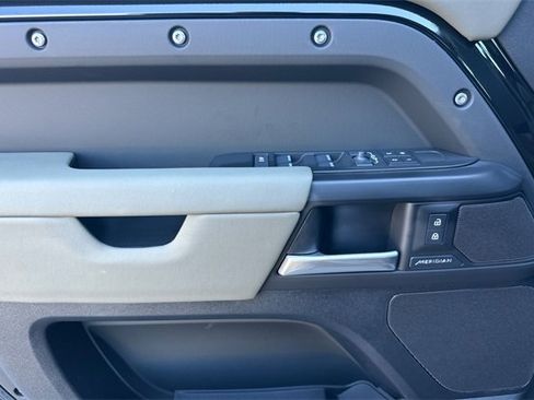 New 2026 Land Rover Defender 110 S image 10