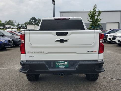 Used 2023 Chevrolet Silverado 1500 ZR2 w/ Technology Package AWD/4WD image 5