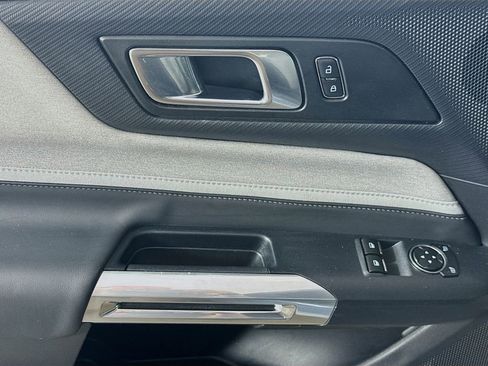 Used 2024 Ford Mustang Coupe image 20