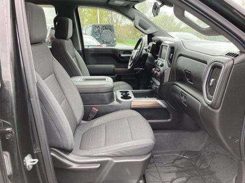 Used 2019 Chevrolet Silverado 1500 RST w/ True North Edition AWD/4WD image 28