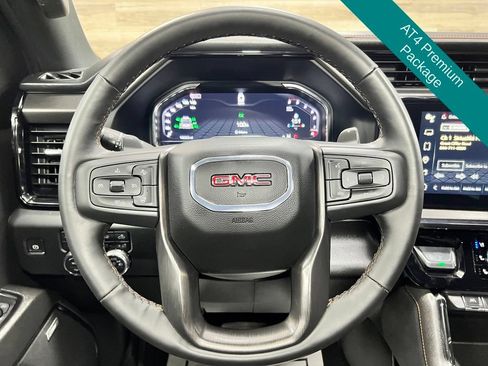 Used 2024 GMC Sierra 1500 AT4 w/ AT4 Premium Package AWD/4WD image 4