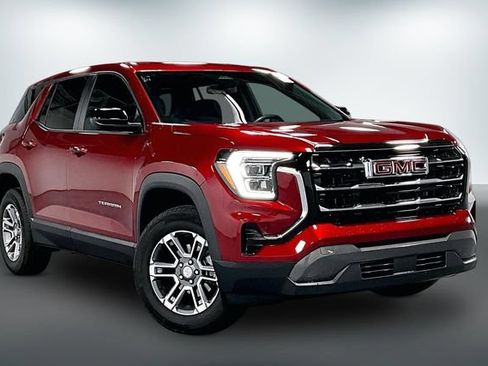 Used 2026 GMC Terrain Elevation w/ LPO, Floor Liner Package AWD/4WD image 1