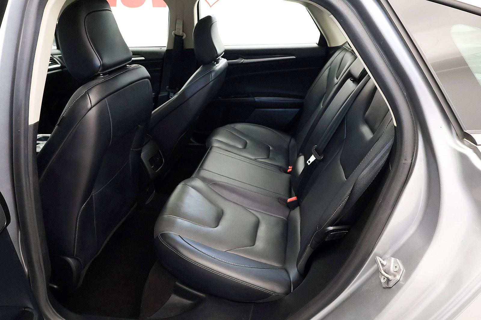 Used 2020 Ford Fusion Titanium FWD image 14