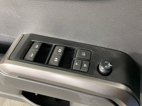 Used 2023 Toyota Tacoma SR5 image 28