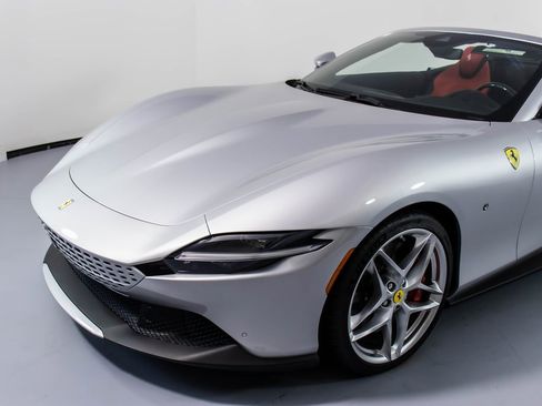 Certified 2025 Ferrari Roma Spider image 30