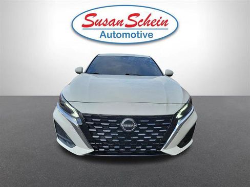 Used 2023 Nissan Altima 2.5 S image 18