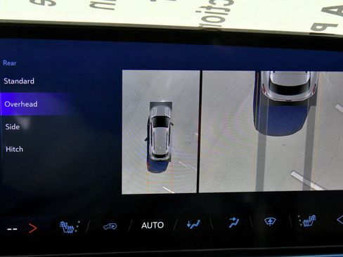 Used 2025 Chevrolet Equinox EV LT w/ Convenience Package FWD image 19