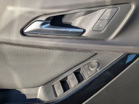 New 2026 Chevrolet Equinox RS image 18