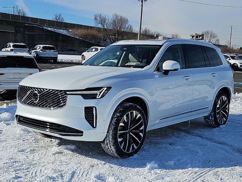 New 2026 Volvo XC90 B6 Ultra w/ Protection Package AWD/4WD image 3