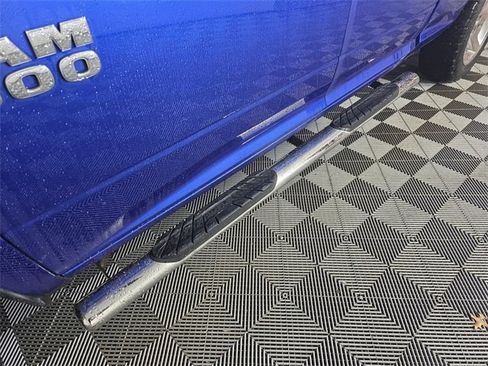 Used 2017 RAM 1500 Express image 9