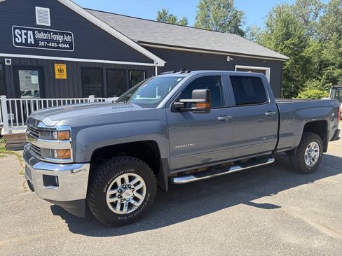 Used 2016 Chevrolet Silverado 3500 LT w/ LT Convenience Package AWD/4WD image 2