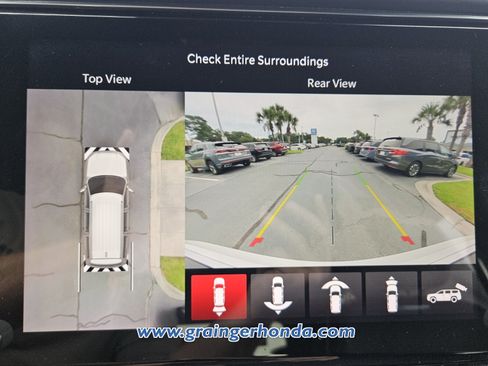 Used 2023 Jeep Grand Wagoneer Series II AWD/4WD image 16