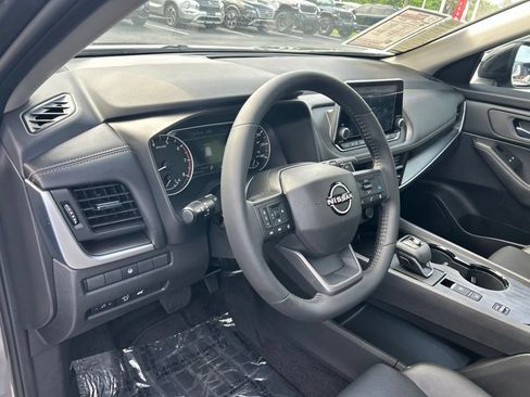 Certified 2026 Nissan Rogue Dark Armor FWD image 24