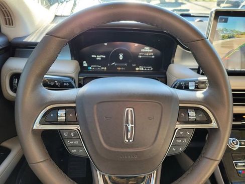 Used 2021 Lincoln Nautilus FWD image 27