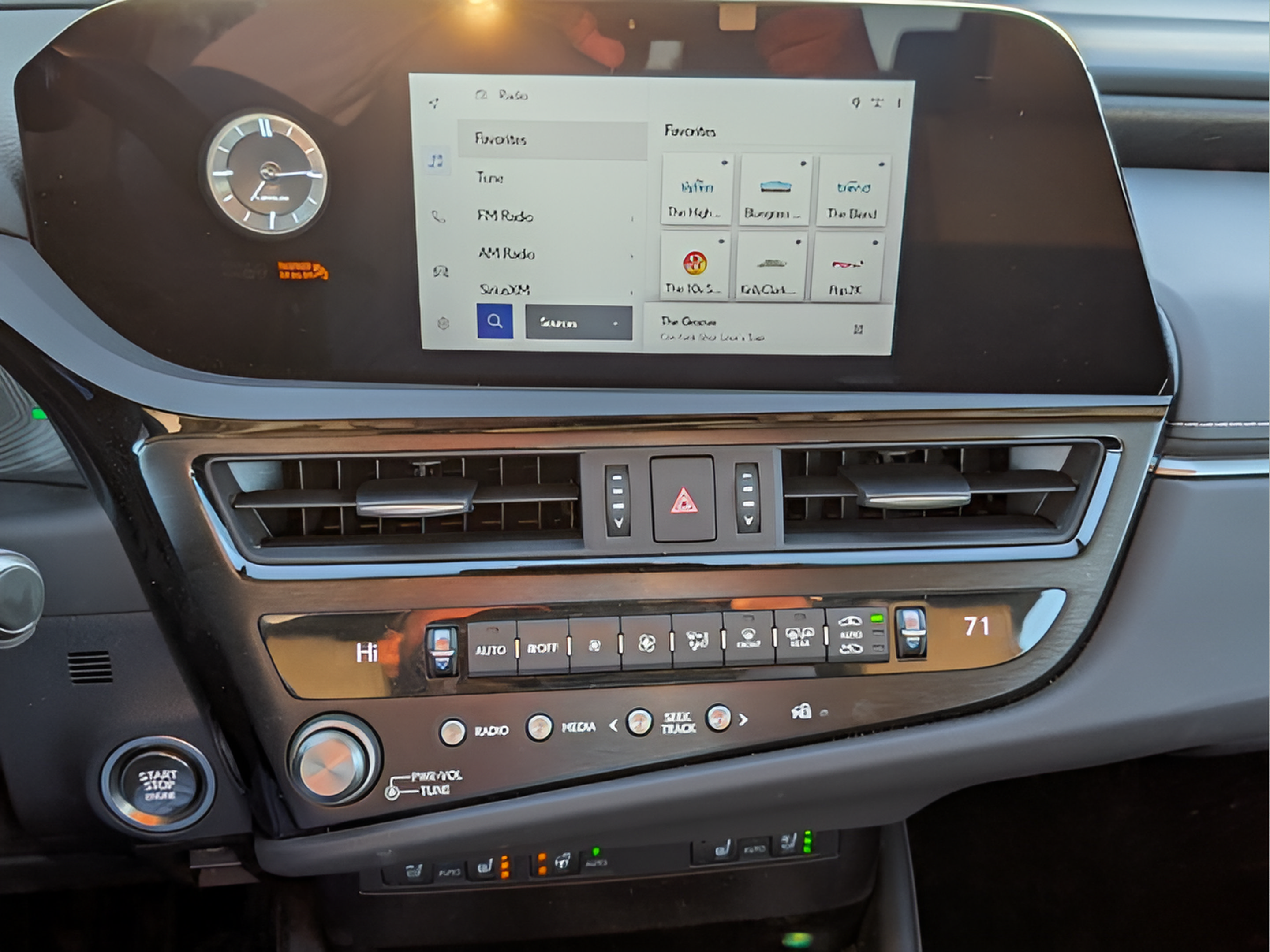 Certified 2024 Lexus ES 350 w/ Premium Package FWD image 16