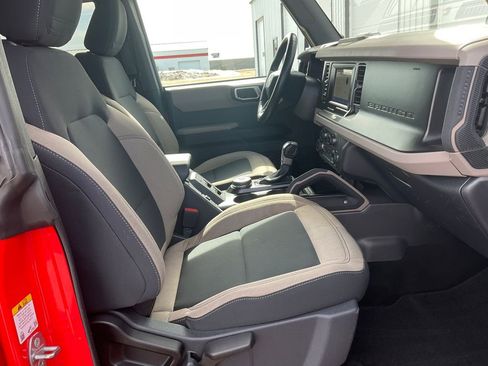 Used 2021 Ford Bronco Big Bend image 18