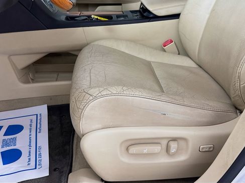Used 2011 Lexus RX 350 2WD w/ Premium Pkg image 23