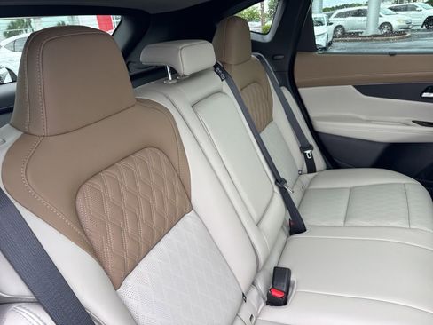 New 2026 Nissan Murano Platinum AWD/4WD image 24