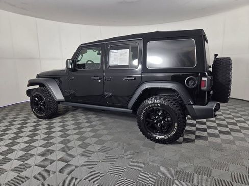 Used 2021 Jeep Wrangler Unlimited Sport AWD/4WD image 7