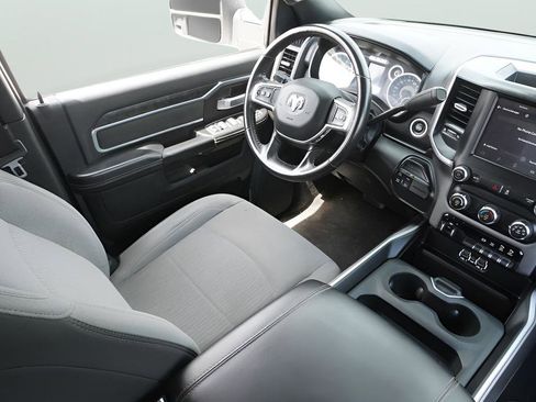 Used 2024 RAM 2500 Big Horn w/ Off Road Package AWD/4WD image 30