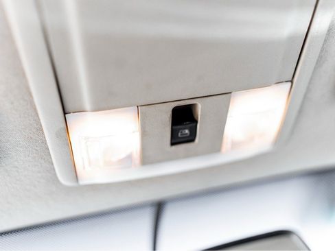 Used 2014 Ford F250 Lariat w/ Lariat Interior Package image 19