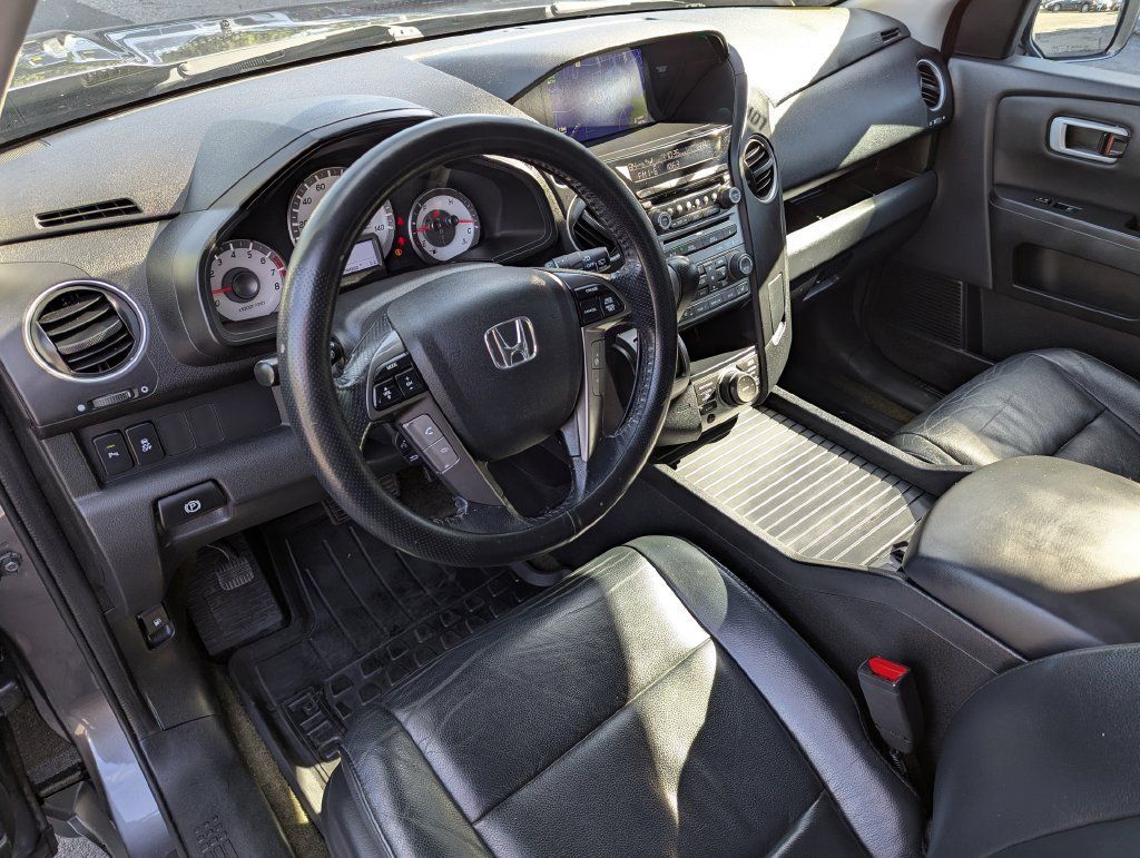 Used 2015 Honda Pilot Touring image 14