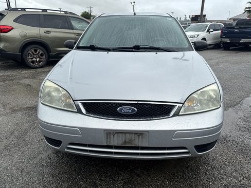 Used 2007 Ford Focus S FWD image 8
