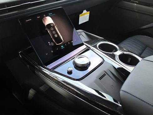 New 2025 Cadillac Escalade IQ Sport 1 image 28