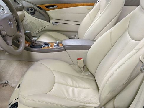 Used 2008 Mercedes-Benz SL 550 image 28