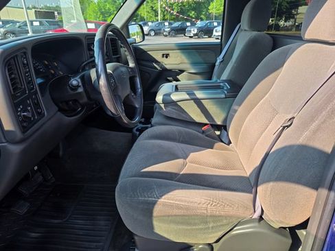 Used 2003 Chevrolet Silverado 1500 LS w/ Suspension Package, Off-Road AWD/4WD image 19